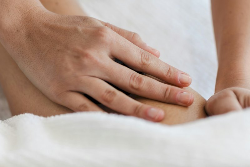 SOUKROMÉ ZDRAVOTNICKÉ ZAŘÍZENÍ REHABILITACE dočasný provoz v Domě na rohu LYMFATICKÁ cílená technika zaměřená na podporu toku lymfy a odvodnění organismu
